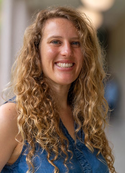 Photo of Rice bioscientist Lauren Hennelly