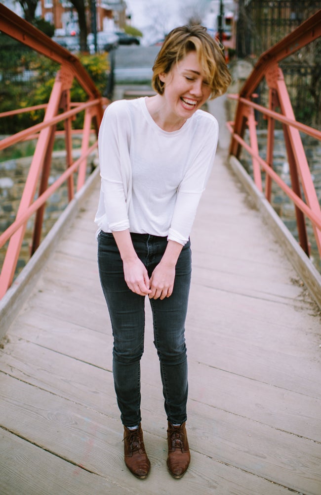 Photo of Caroline Shaw outside