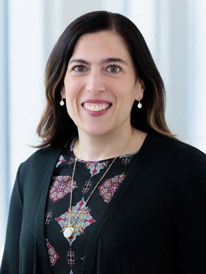 Photo of Elizabeth Roberto