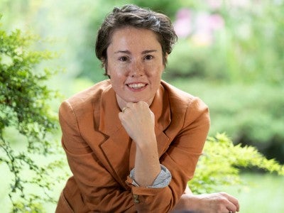 Photo of Caroline Shaw outside